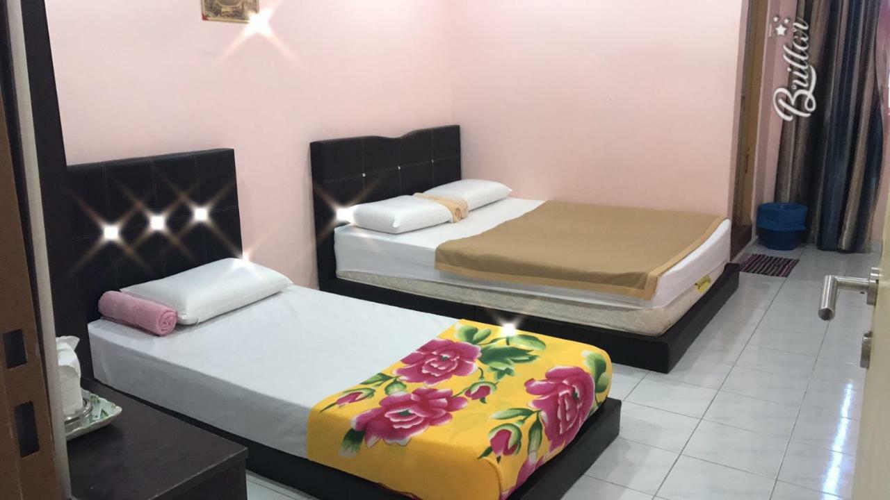 Mikraj Hotel Kuala Besut Екстериор снимка