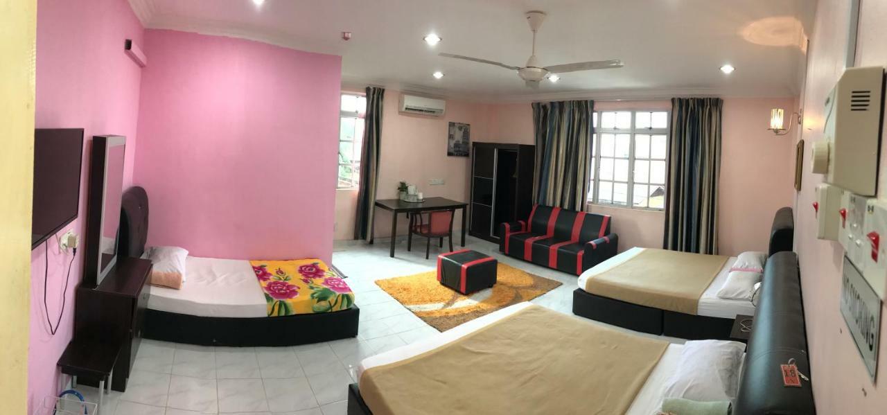 Mikraj Hotel Kuala Besut Екстериор снимка